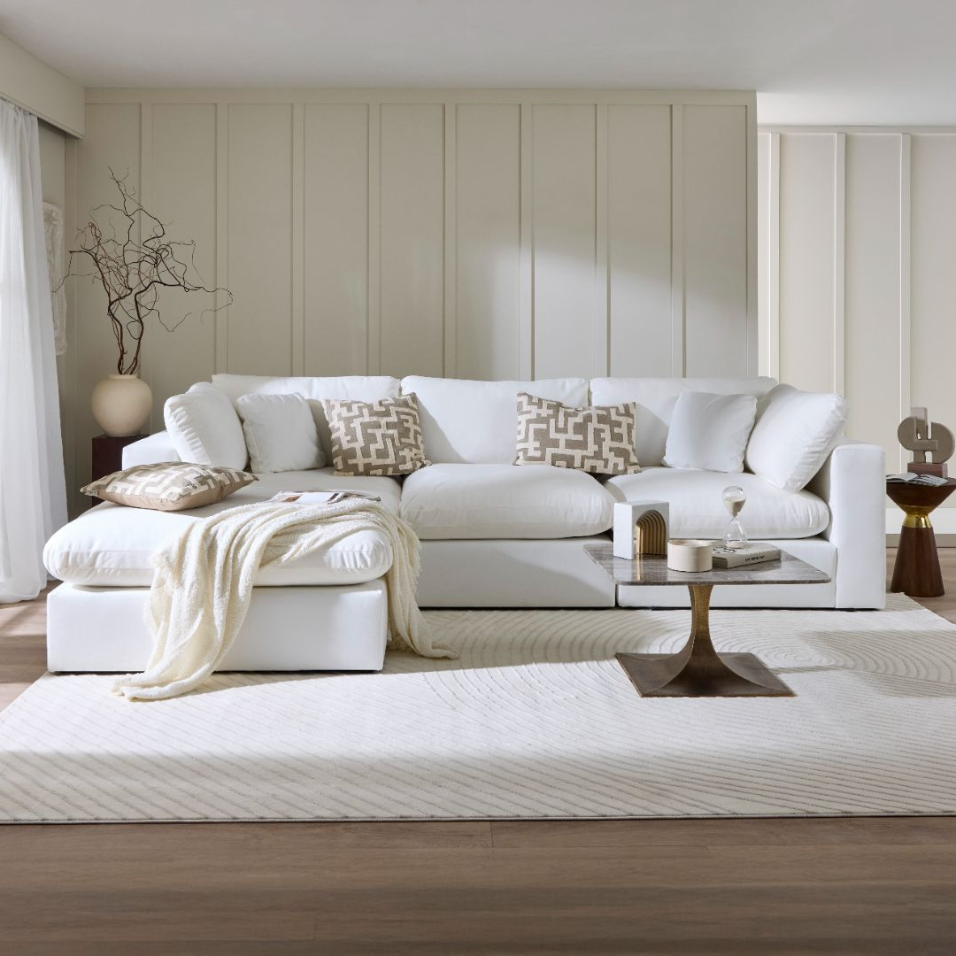 How to Effortlessly Blend Modern and Traditional Furniture in Your Home