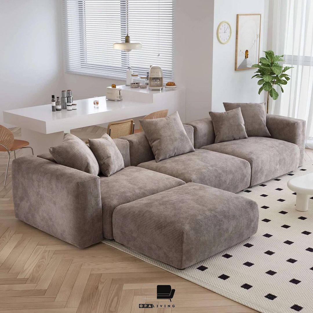 3 seater brown sectional 
